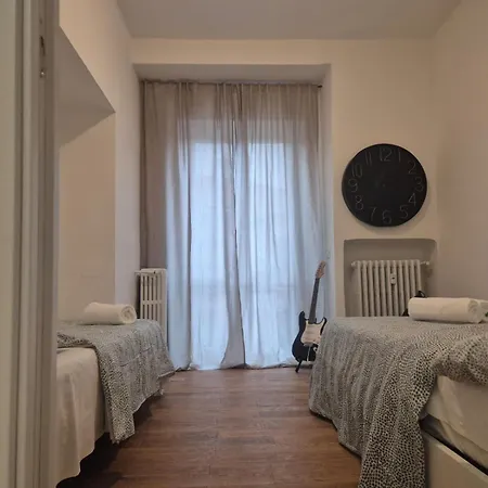 Centro Piazza Manzoni Wi Fi Gratuito Moderno Лекко