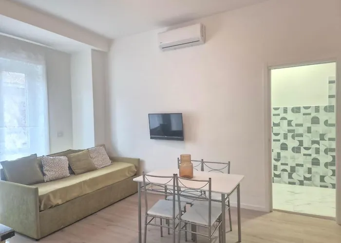 Centro Piazza Manzoni Wi Fi Gratuito Moderno アパート